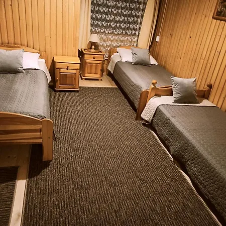 Brzoskwiniowy Dom בית אירוח