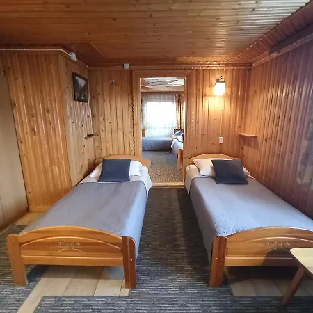 Brzoskwiniowy Dom Проживание в семье Banska Nizna