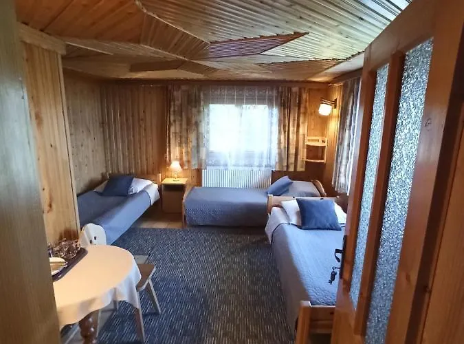 Brzoskwiniowy Dom Ubytování v soukromí Banska Nizna