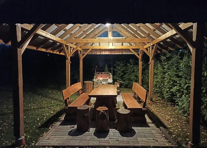 Brzoskwiniowy Dom * Banska Nizna